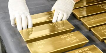 الذهب يستهل 2026 بأقوى انطلاقة سنوية منذ 46 عامًا