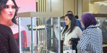 لا يحق للعملاء إلغاء حجوزات الذهب… وقانون حماية المستهلك يحتسب الاسترداد بسعر يوم الإعادة