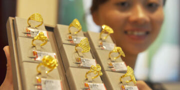 تحسن الإنفاق على المجوهرات في الصين 2025 رغم ضغوط الأسواق الفاخرة