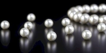 قفزة قياسية في صادرات مصر من اللؤلؤ والأحجار الكريمة خلال 10 أشهر من 2025