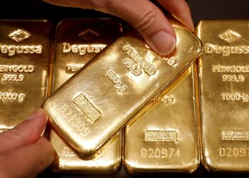 الذهب يواجه ضغوط بيع رغم الحرب في الشرق الأوسط… وتوقعات بالارتفاع إلى 5800 دولار