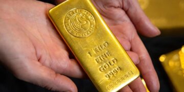 ضغوط بيعية على الذهب بعد ارتفاع مؤشر أسعار المستهلكين الأمريكي 0.2% في فبراير