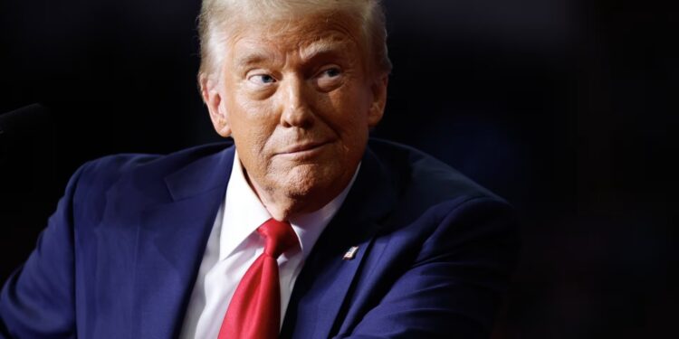 تقلبات جنونية في أسعار الذهب بسبب رهانات الأسواق على تراجع ترامب عن قراراته