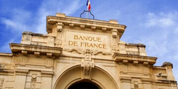 فرنسا تنقل مخزون الذهب إلى أوروبا وتحقق أرباحاً بالمليارات عبر صفقات ذكية